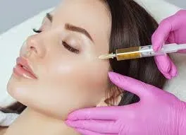 ترکیب میکرونیدلینگ و PRP: بازسازی، روشنسازی و سفت کردن پوست 3 ترکیب میکرونیدلینگ و PRP